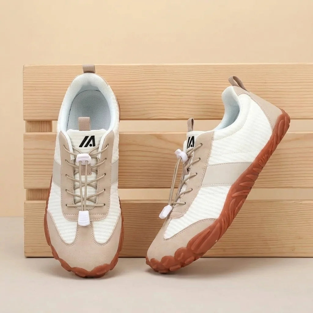 Alvidon KalmaWalk Schwarz – Barfußschuhe, Ansicht der flachen Zero-Drop-Sohle, für Damen und Herren