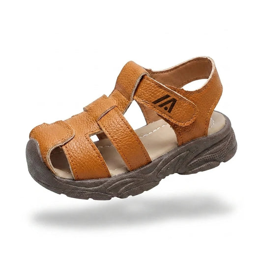 Alvidon LederKid Camel – Barfußschuhe Kinder, Seitenansicht im Studio, für Damen und Herren