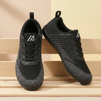 Alvidon LibertaStep Schwarz – Barfußschuhe, Ansicht der flachen Zero-Drop-Sohle, für Damen und Herren