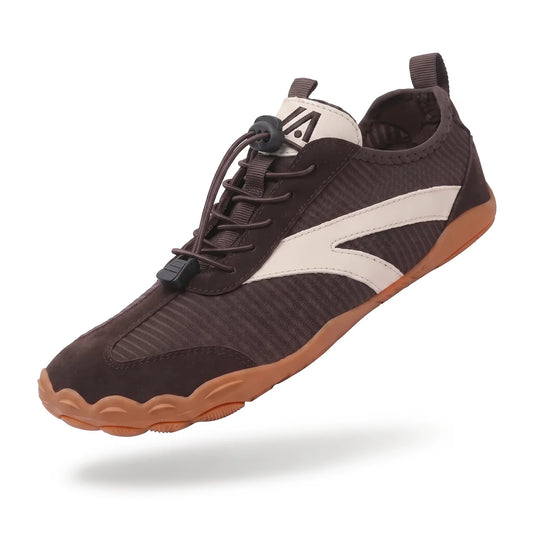 Alvidon TrailNova Braun – Barfußschuhe, Seitenansicht im Studio, für Damen und Herren