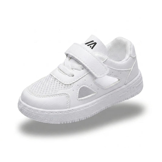 Alvidon WeissPur Weiß – Barfußschuhe Kinder, Seitenansicht im Studio, für Damen und Herren